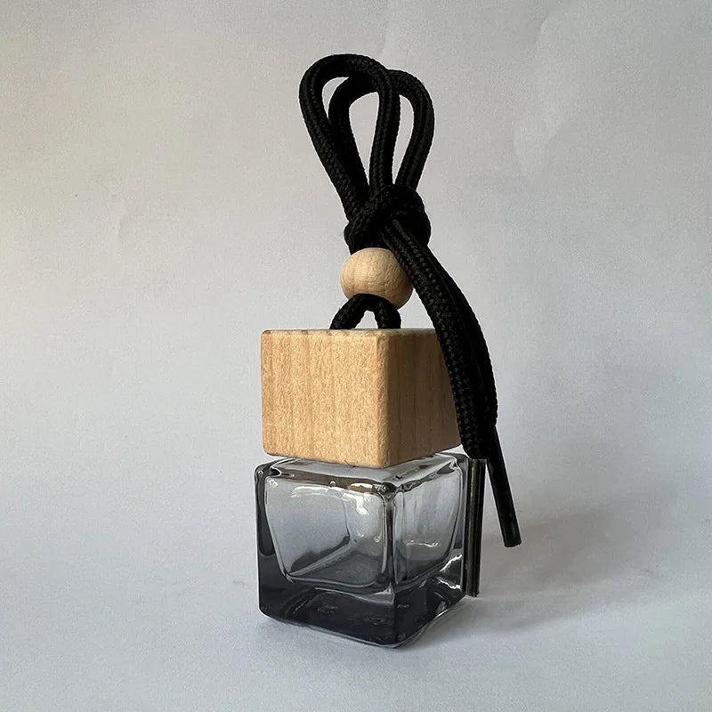 6ml Square Shaped Black Perfume Glass Bottle Hanging Car Pendant Perfume Essence Oil Bottle Mini Aromatherapy Bottle