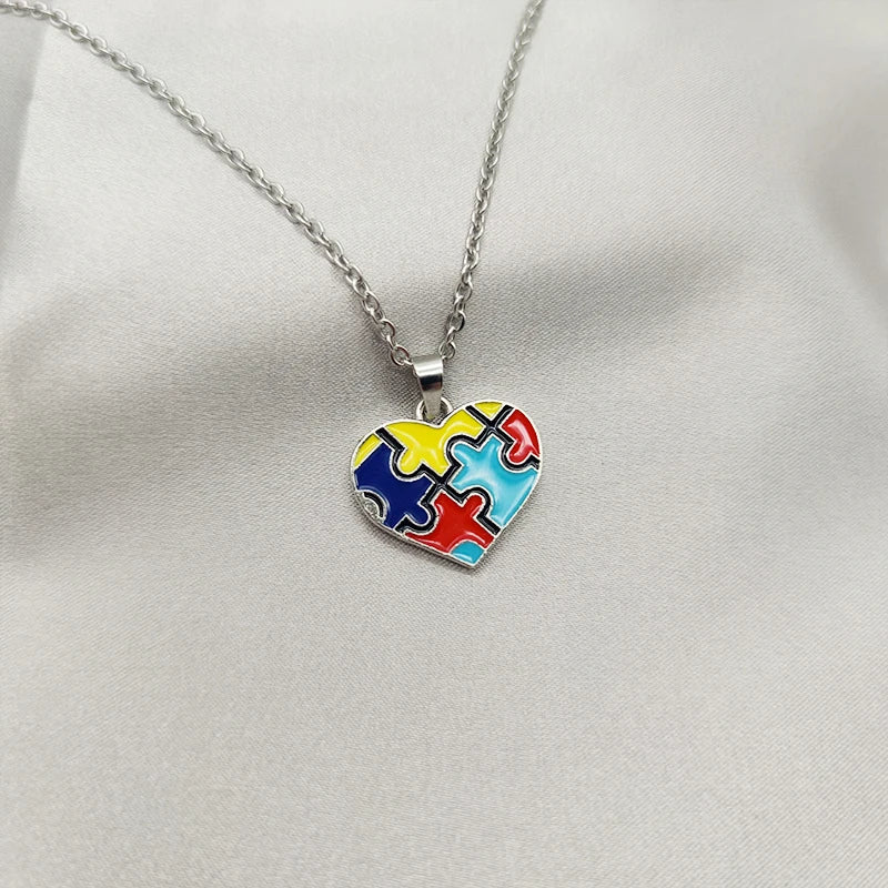 Manufacturer Enamel Jigsaw Puzzle Pieces Charm Autism Speaks Awareness Necklace Jewelry Rhinestone Pendant Necklaces