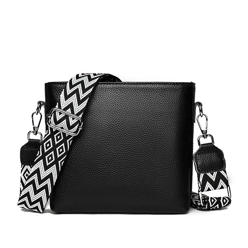 100% Genuine Leather Crossbody Bag Women Fashion Wide Strap Shoulder Bag Ladies Cowhide Messenger Bag Small Handbag and Purse