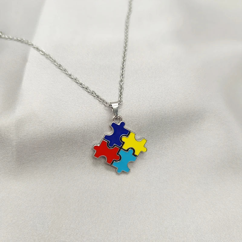 Manufacturer Enamel Jigsaw Puzzle Pieces Charm Autism Speaks Awareness Necklace Jewelry Rhinestone Pendant Necklaces
