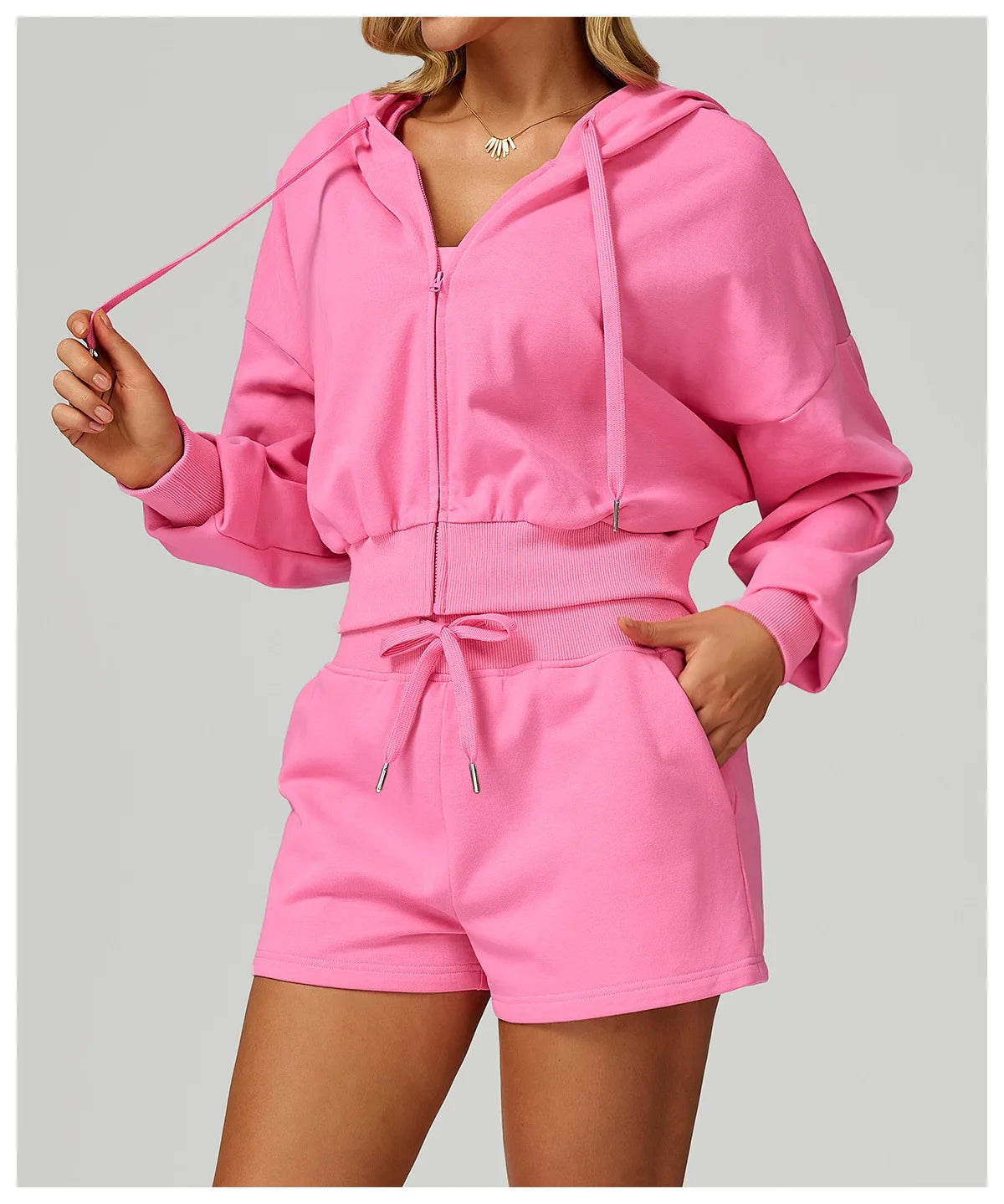 Women's Zippered Short Sweatshirt Hoodie for Autumn-Loose Fit Casual Sports Outfit for Running and Gym Wear