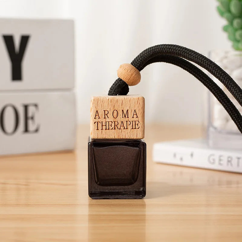 6ml Square Shaped Black Perfume Glass Bottle Hanging Car Pendant Perfume Essence Oil Bottle Mini Aromatherapy Bottle