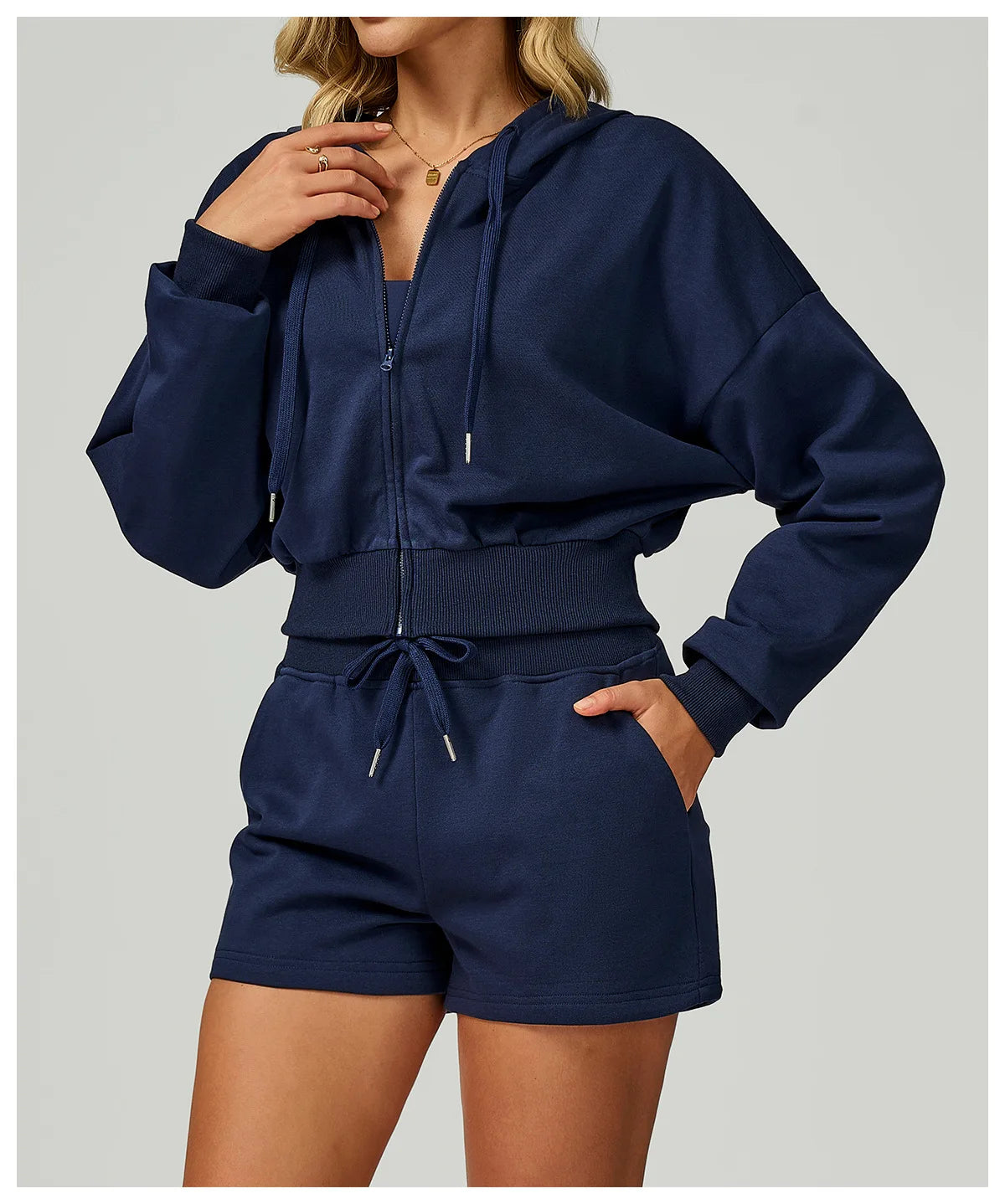 Women's Zippered Short Sweatshirt Hoodie for Autumn-Loose Fit Casual Sports Outfit for Running and Gym Wear
