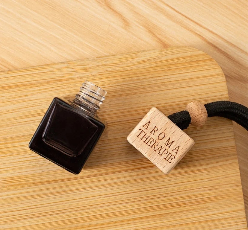 6ml Square Shaped Black Perfume Glass Bottle Hanging Car Pendant Perfume Essence Oil Bottle Mini Aromatherapy Bottle