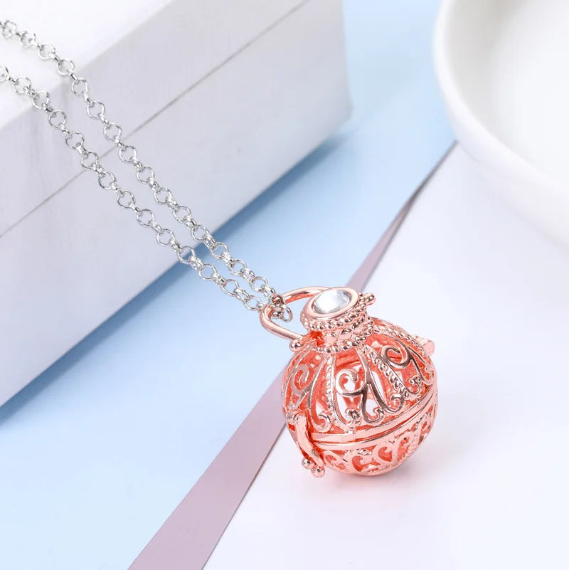 Aromatherapy Perfume Essential Oil Necklace Brass Smell Good Aroma Oil Diffuser Pendant Necklaces Gift Fashion Jewelry for Women