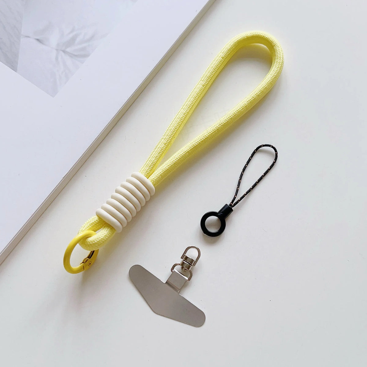 Simple Silicone Mobile Phone Lanyard, Wrist Short Rope, Hardware Rotating Hanging Piece, Multi-Functional Universal Wristband