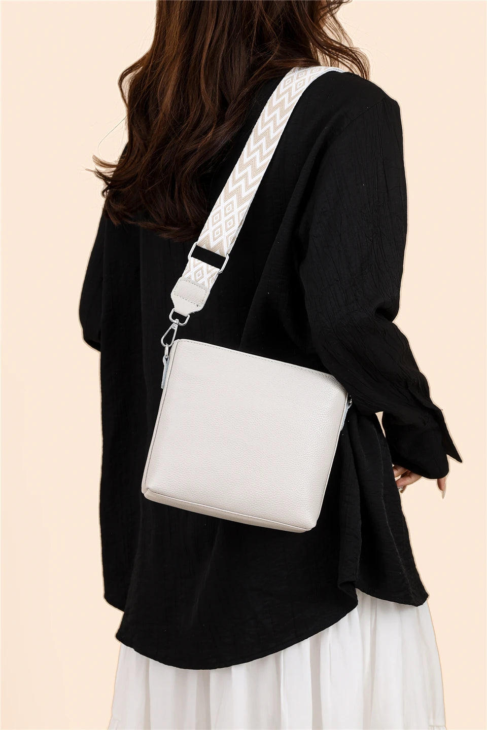 100% Genuine Leather Crossbody Bag Women Fashion Wide Strap Shoulder Bag Ladies Cowhide Messenger Bag Small Handbag and Purse