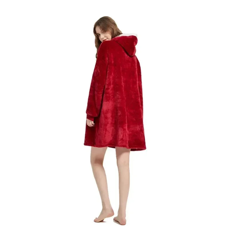 Winter Blanket Hoodie Oversized Warm Wearable Blankets 850grams Microfiber Plush Pullover Robe Fleece Blanket Sweatshirt Women