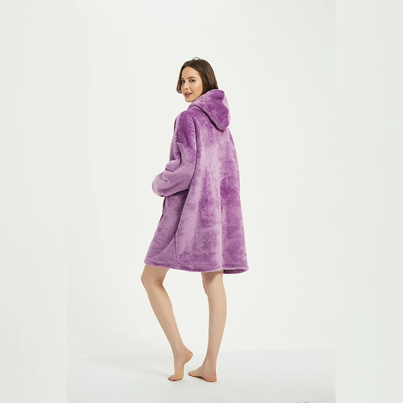 Winter Blanket Hoodie Oversized Warm Wearable Blankets 850grams Microfiber Plush Pullover Robe Fleece Blanket Sweatshirt Women