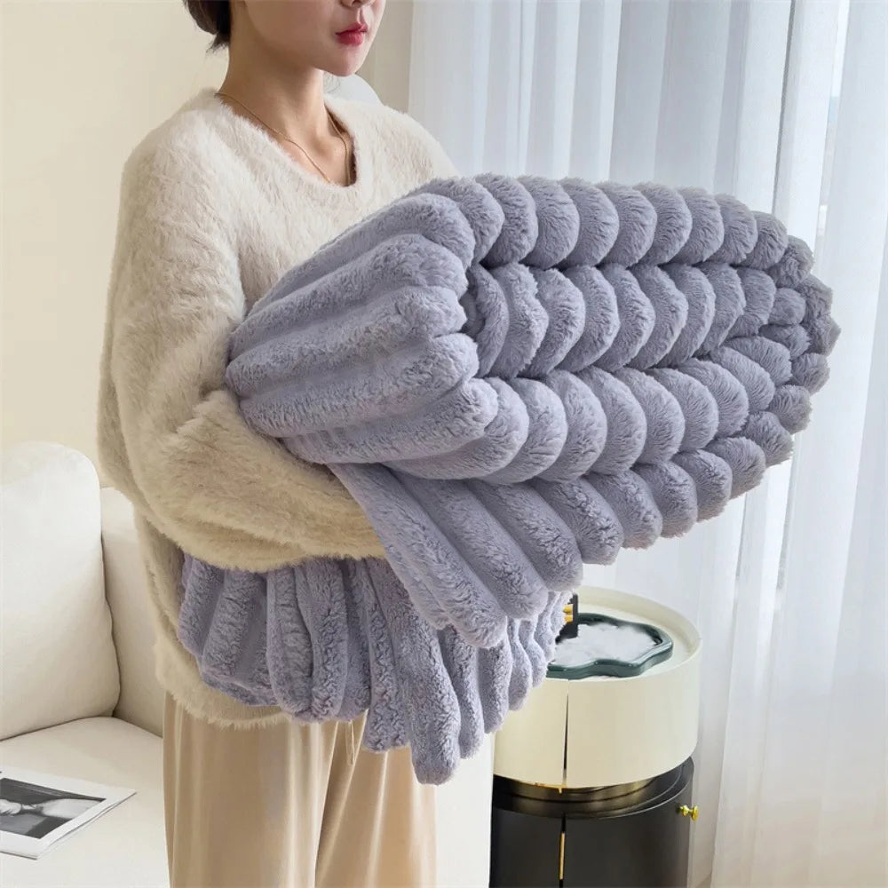 New Double Sided Warm Blanket Warm Breathable Throw Blanket Skin-Friendly Solid Color Striped Blankets