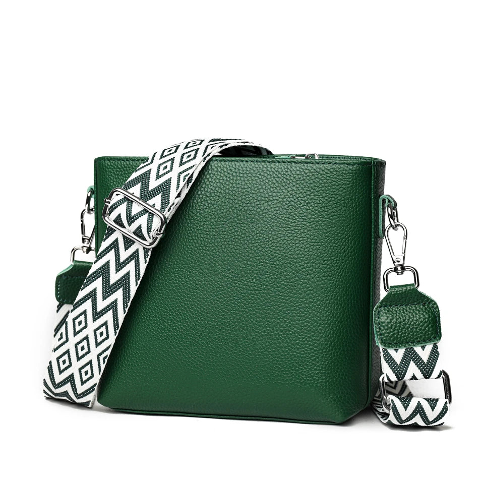 100% Genuine Leather Crossbody Bag Women Fashion Wide Strap Shoulder Bag Ladies Cowhide Messenger Bag Small Handbag and Purse