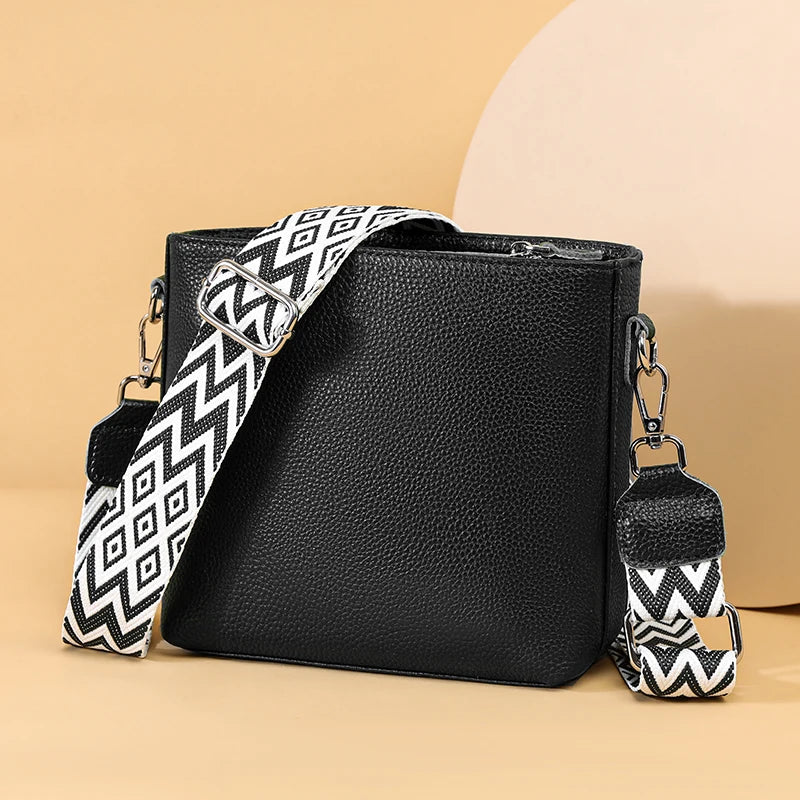100% Genuine Leather Crossbody Bag Women Fashion Wide Strap Shoulder Bag Ladies Cowhide Messenger Bag Small Handbag and Purse