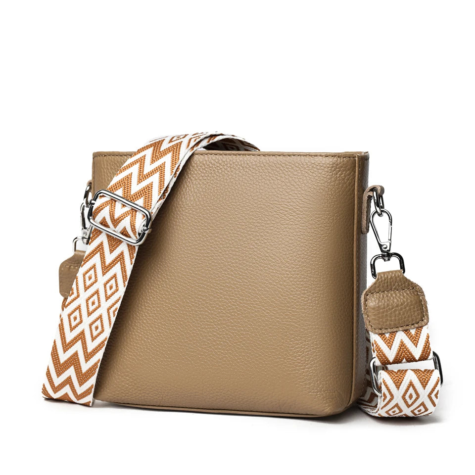 100% Genuine Leather Crossbody Bag Women Fashion Wide Strap Shoulder Bag Ladies Cowhide Messenger Bag Small Handbag and Purse