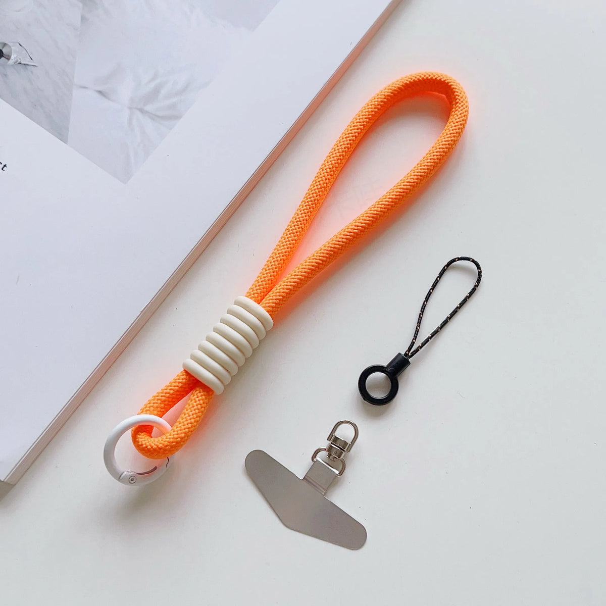 Simple Silicone Mobile Phone Lanyard, Wrist Short Rope, Hardware Rotating Hanging Piece, Multi-Functional Universal Wristband